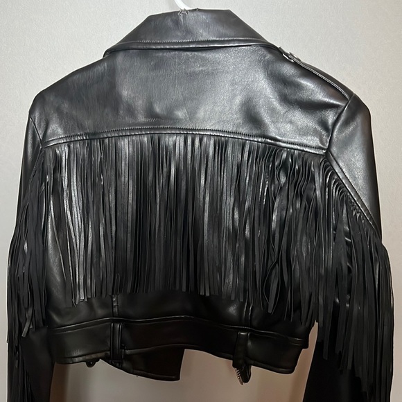 Black Leather Fringe Jacket - Picture 4 of 11